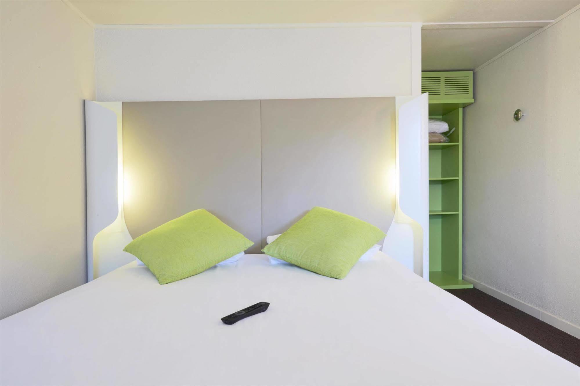 แคมปานิล เซนต์ ดี Hotel Saint-Die-des-Vosges ภายนอก รูปภาพ